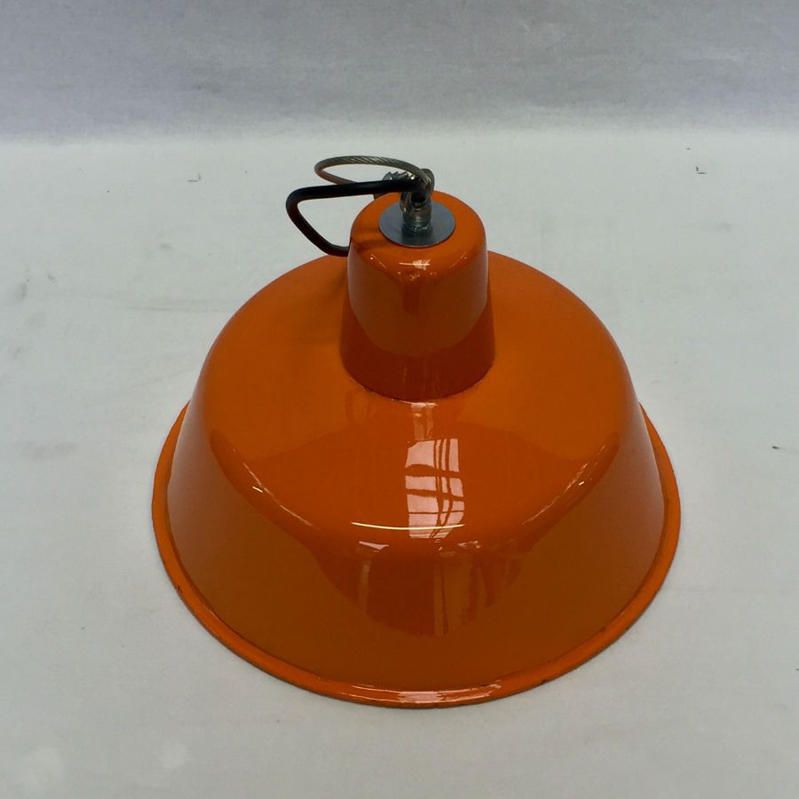 lampe ronde emaillee orange