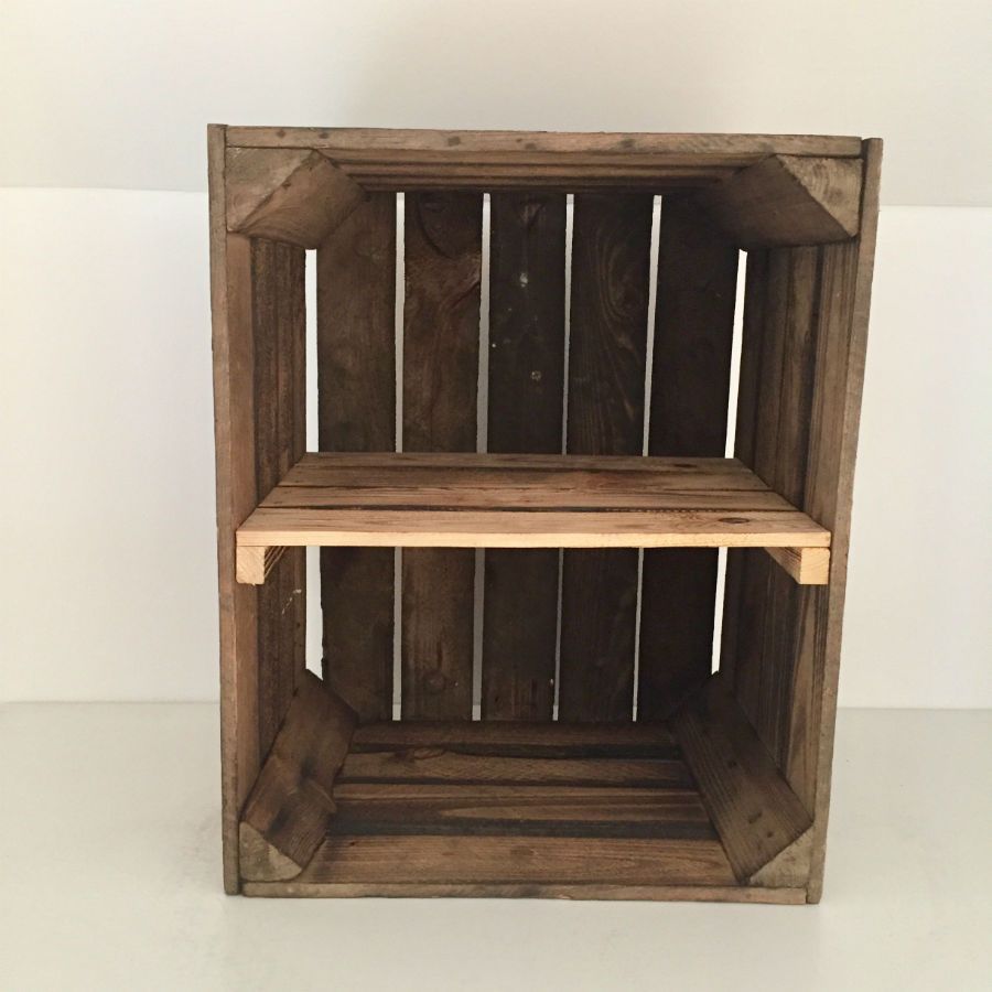 https://www.madecovintage.com/851-tm_thickbox_default/etagere-verticale-caisse-en-bois-brule.jpg